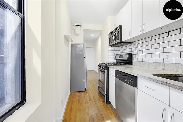 Rented by Triplemint | media 11