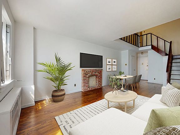 2nd image of 402 E 83rd St APT 5C