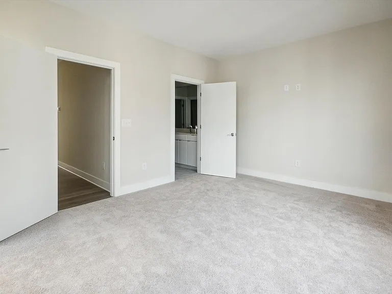 4532 Radler Ct — Photo 17