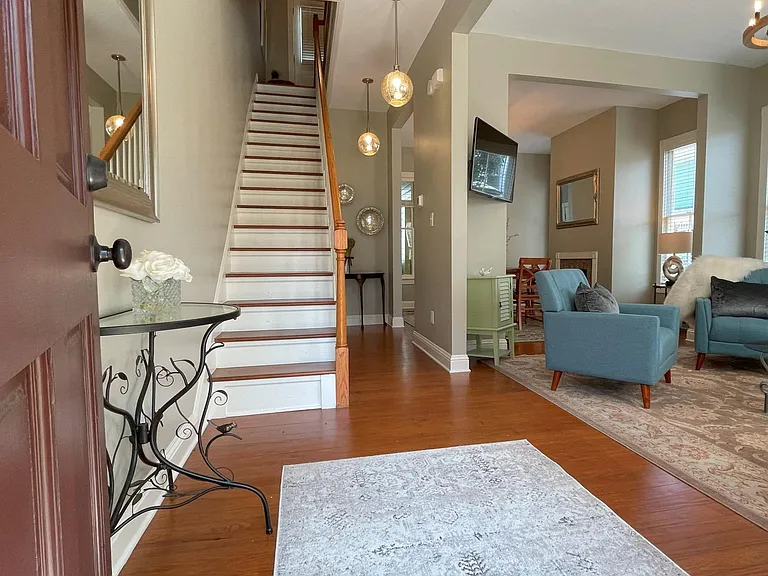 501 Blair St — Photo 7