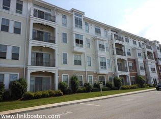 3 Repton Pl #3305, Watertown, MA 02472