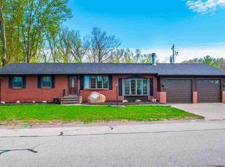 602 5th Avenue Dr W, Andalusia, IL