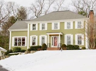 10 Rogers Way, Waltham, MA 02452