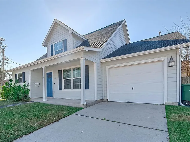 3508 Garrow St — Photo 2