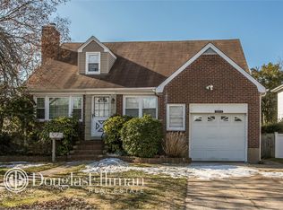 3044 Brower Ave, Oceanside, NY 11572