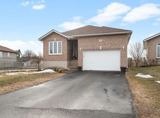 151 Macdougall Dr, Loyalist, ON K7N 0A2