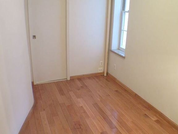 5th image of 305 E 81st St APT 4FE