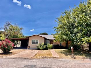 1303 Royal Ln, Cisco, TX 76437