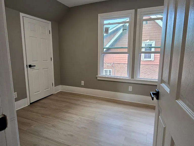 821 Frederick St — Photo 9