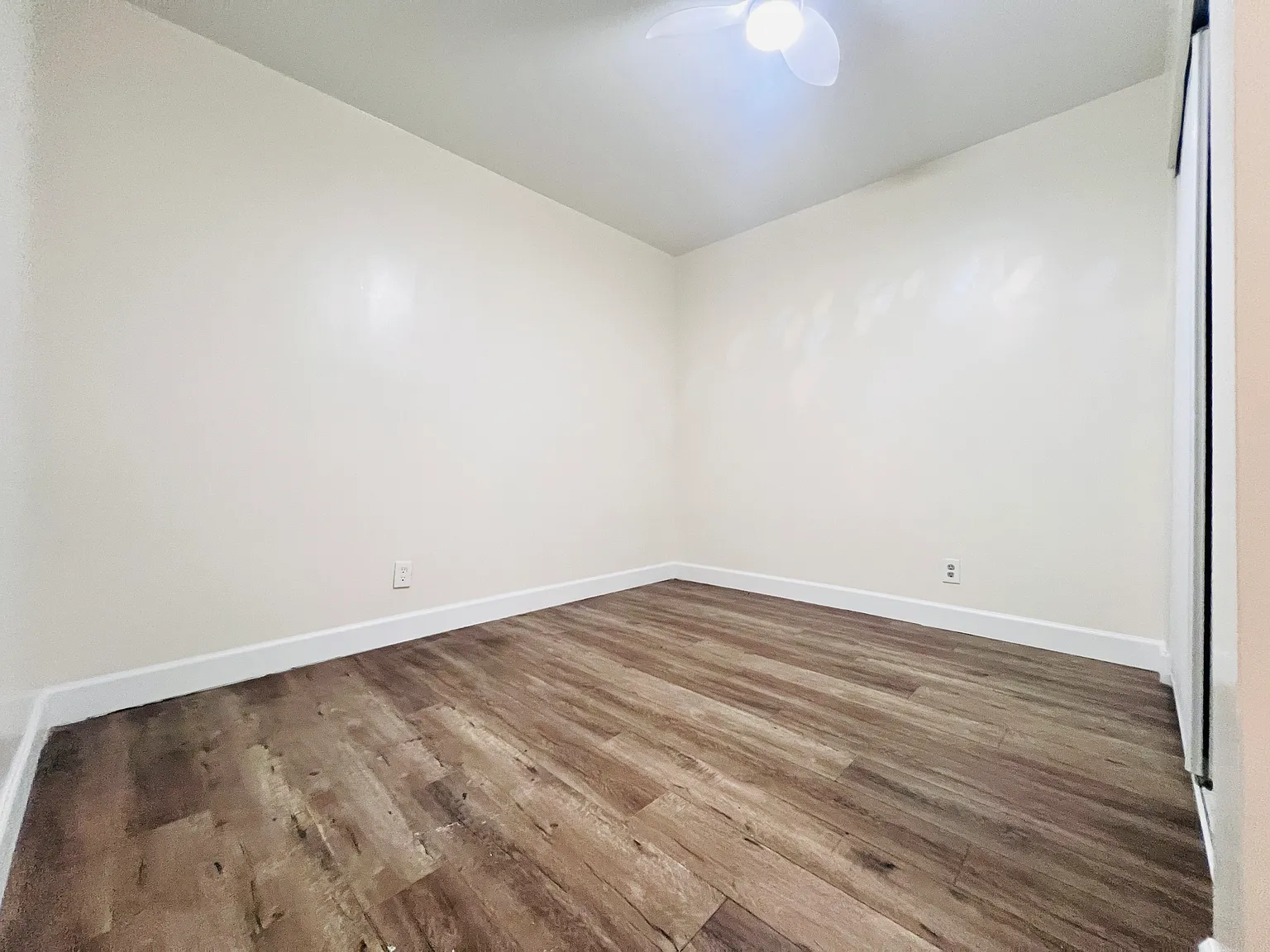 3835 Whittier Blvd — Photo 4