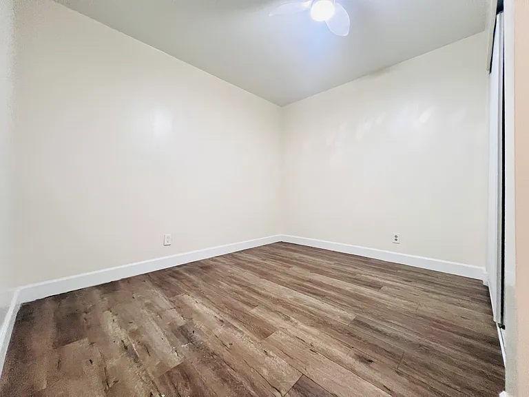 3835 Whittier Blvd #4 — Photo 4
