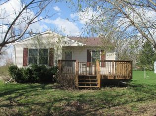 11036 W Grand River Rd, Fowlerville, MI 48836