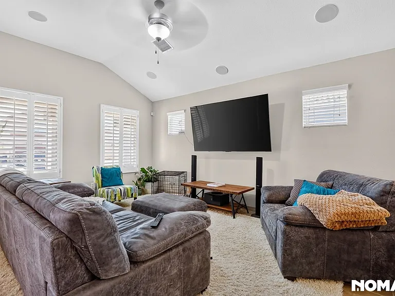 12485 Chamberlain Dr — Photo 7