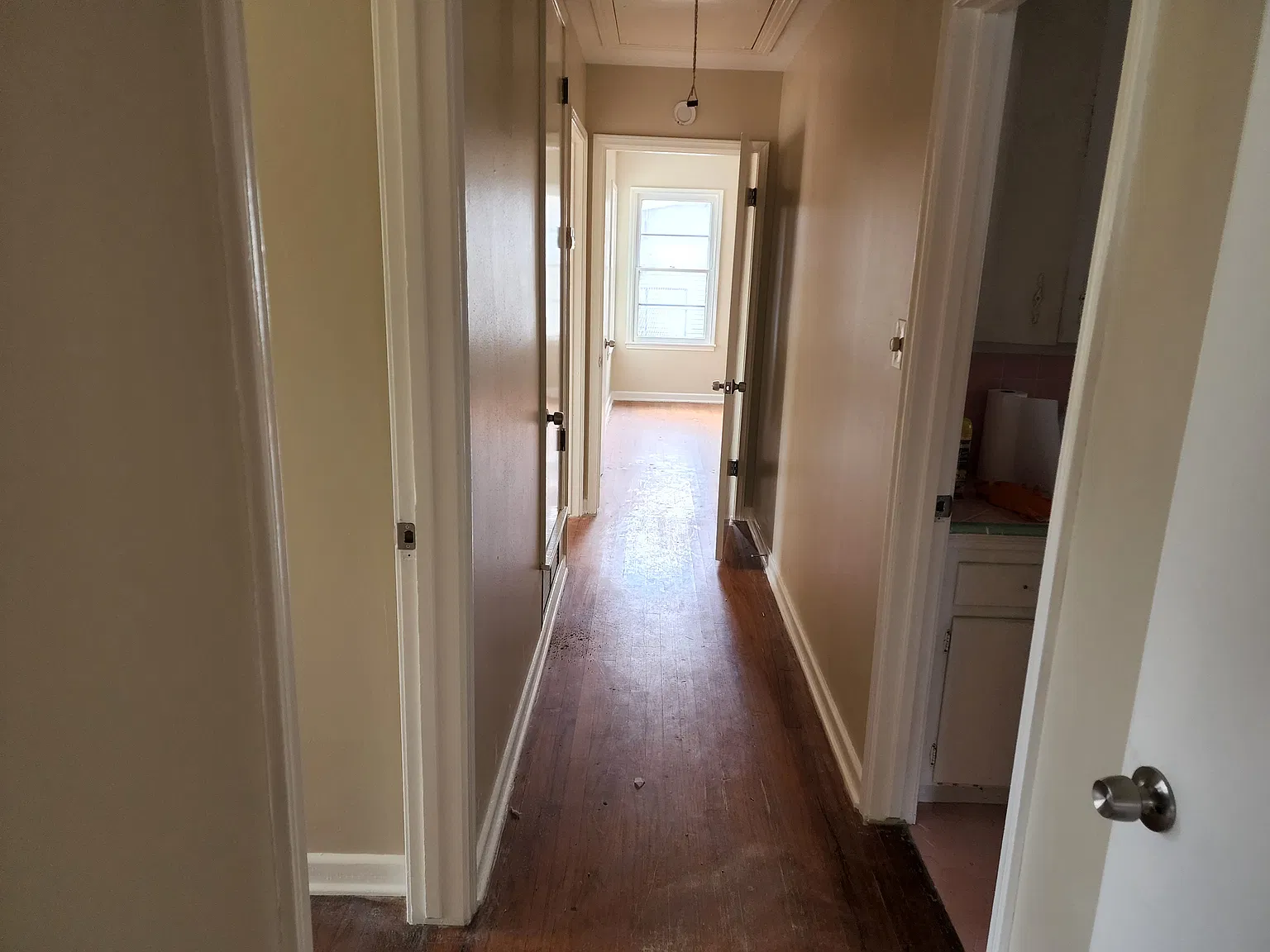 3 bed, 1226 sqft, $1,600 — Photo 4