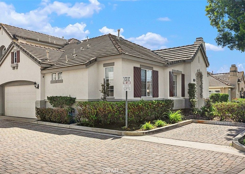 1st image of 104 Seacountry Ln