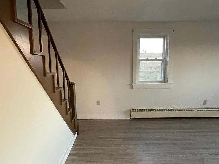 233 Link Rd — Photo 8