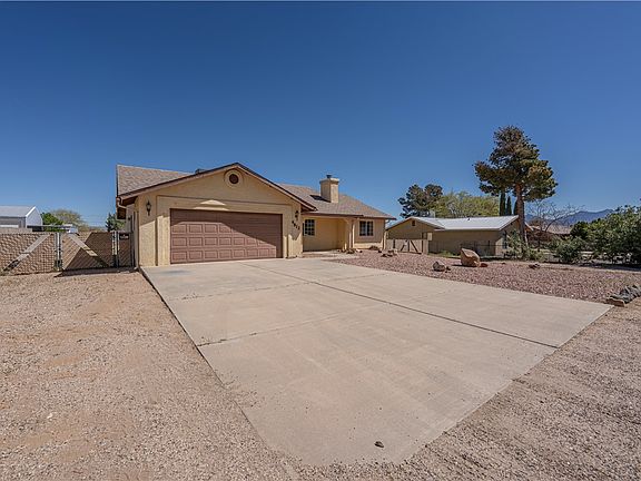 3rd image of 4812 Christy Drive