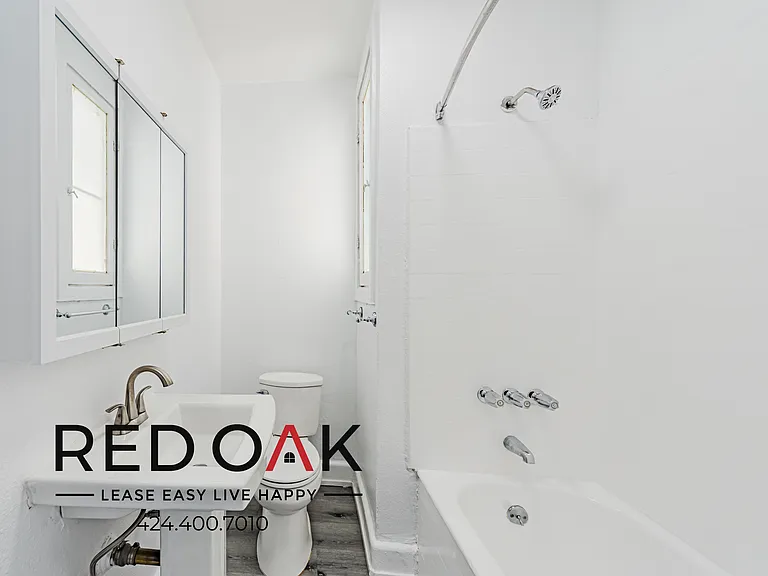 4348 Lockwood Ave #16 — Photo 4