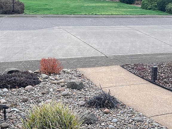 5th image of 2120 Robins Ln SE Unit 170