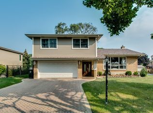 1710 W Lonnquist Blvd, Mount Prospect, IL