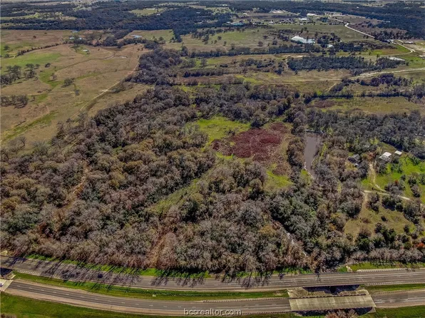 8282 E State Highway 21, Bryan, TX 77808