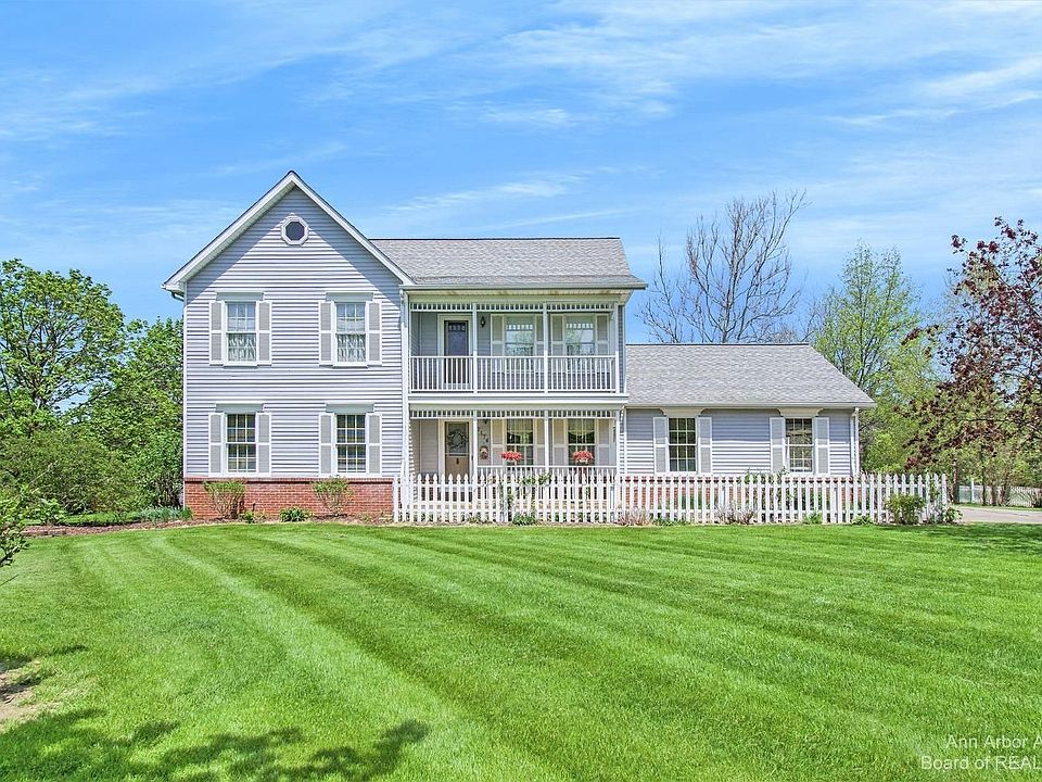 1st image of 2176 McCormick Dr