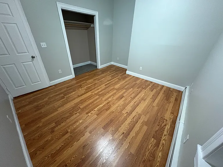 154 Lloyd St #1 — Photo 7