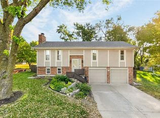 8005 N Congress Ave, Kansas City, MO 64152