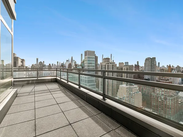 450 East 83rd Street PH1B image 16 of 16