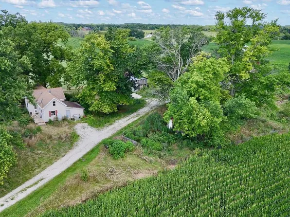 30516 7th STREET, Burlington, WI 53105