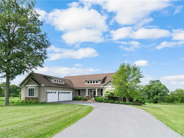 3933 Aquinnah Hts, Marcellus, NY 13108