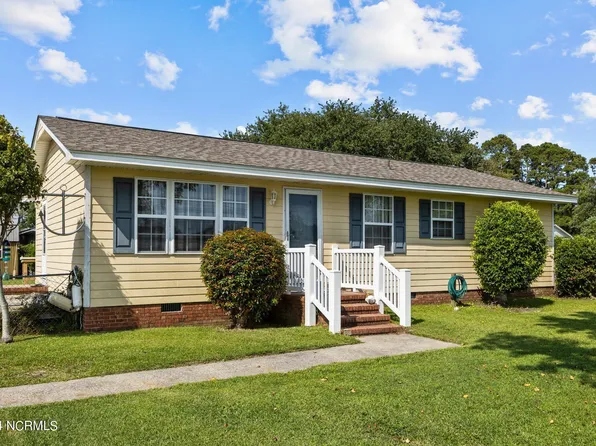 2400 Emeline Place, Morehead City, NC 28557