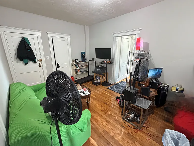 225 Kelton St #12 — Photo 7