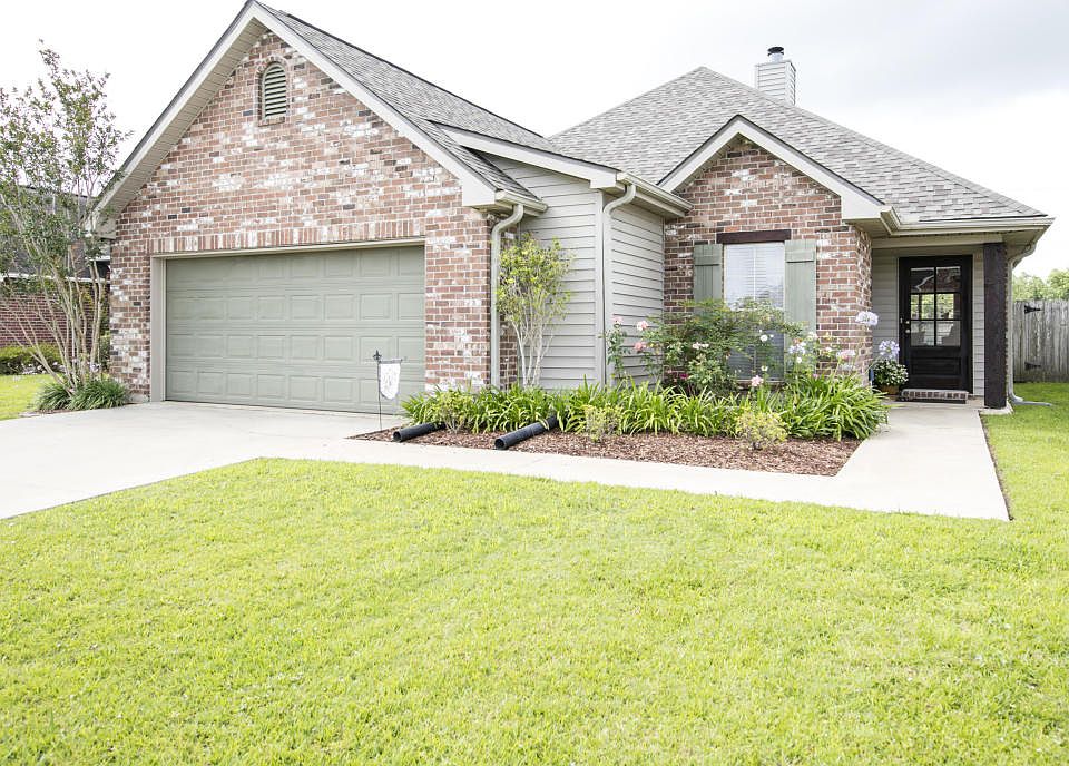 1st image of 113 Wild Rose Ln