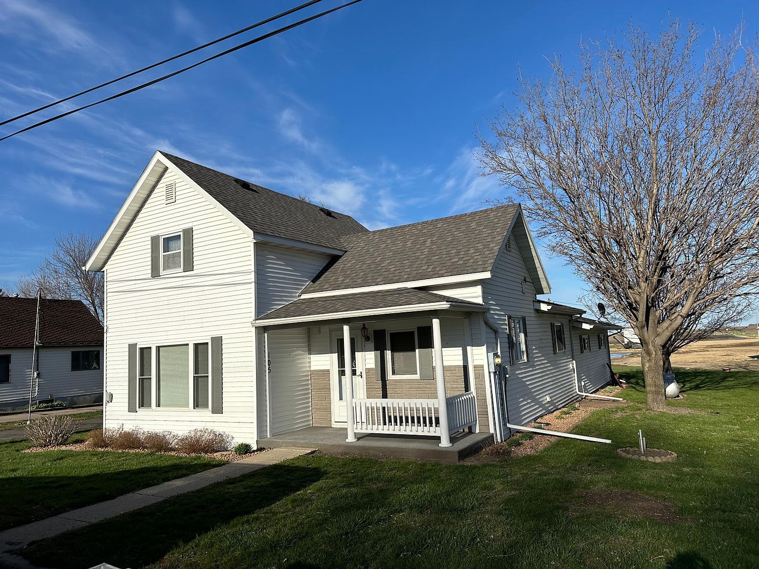 105 N Main St, Minneota, MN 56264 Zillow