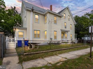 402 N 4th St, Millville, NJ 08332