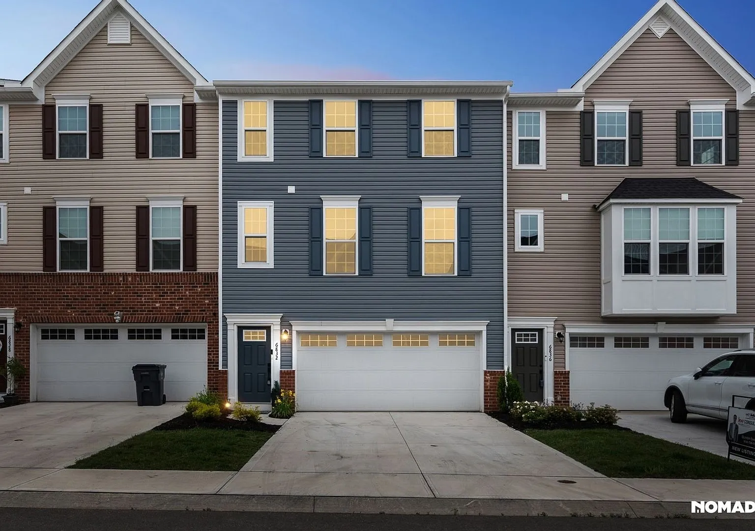 Spacious 3BR Townhome in Reynoldsburg — Photo 1