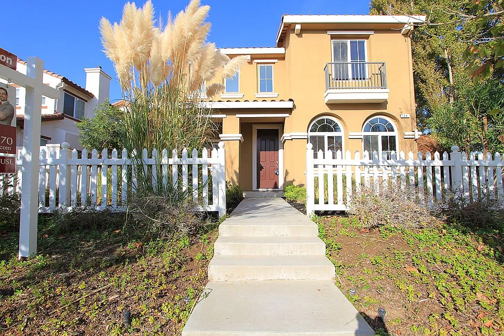 24 W Ameno Ln photo 1