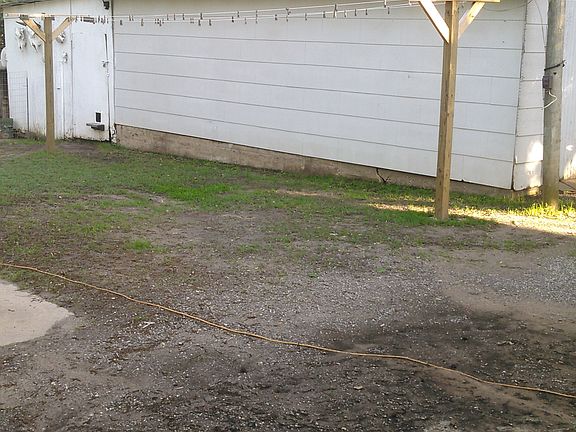 2nd image of 304 E Parker St