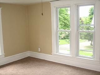 5th image of 17 Norwood Ave