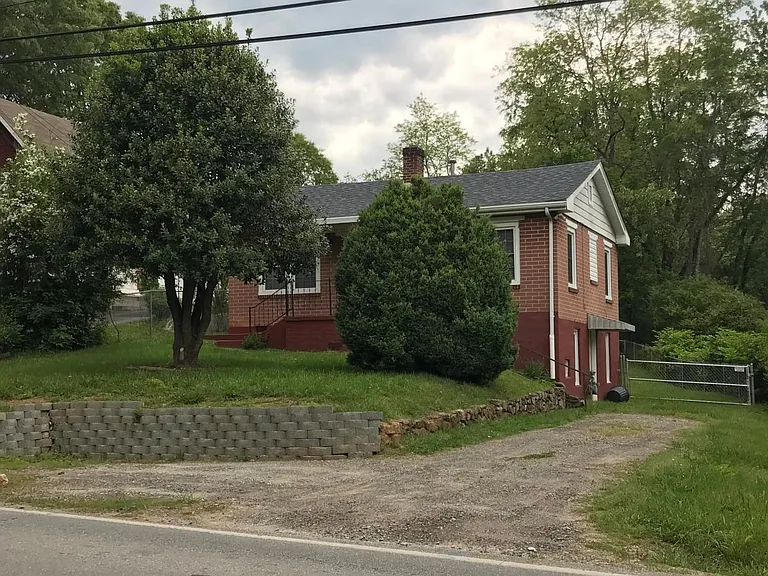 Parking & Driveway View from Emma Road