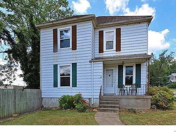 2nd image of 23 NW End Blvd
