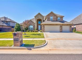 16105 Dayflower Ln, Edmond, OK 73013