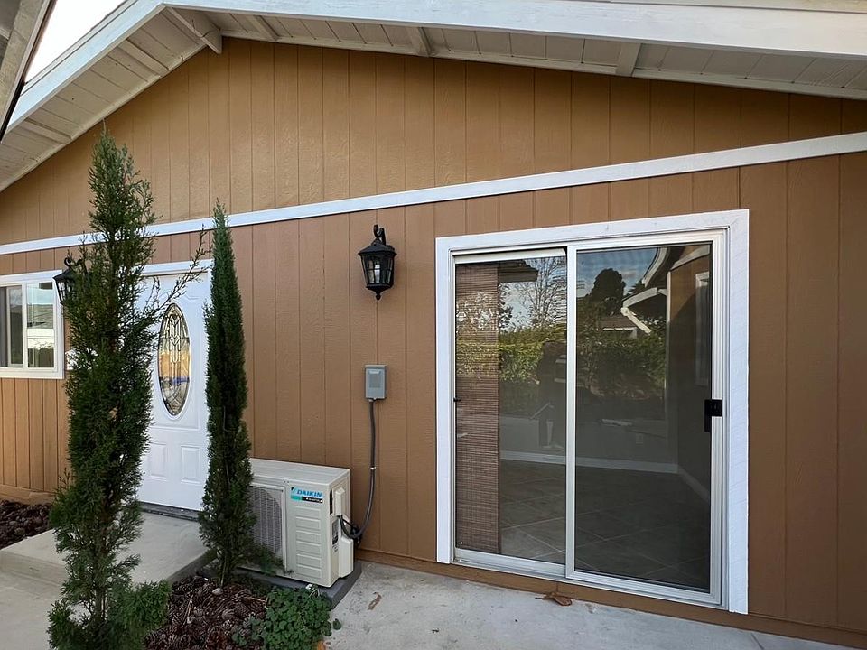 1st image of 7694 Kiwi St