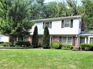 1404 Paris Dr, Godfrey, IL