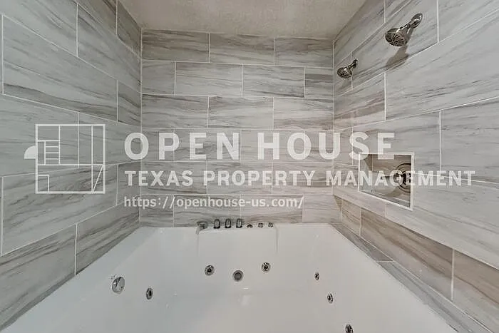 4814 Crest Dr — Photo 12