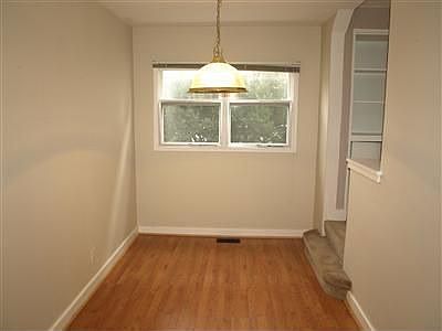5th image of 3100 Kenmore Ave