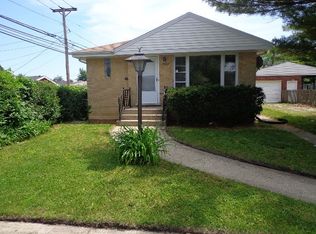 7545 Karlov Ave, Skokie, IL 60076