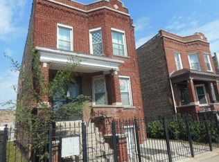 3812 W Cermak Rd, Chicago, IL 60623