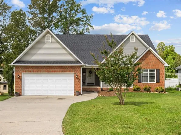 526 Powell Way, Archdale, NC 27263